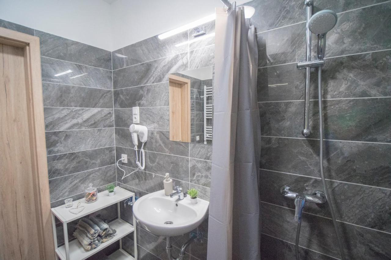 K105 Klapka Apartment Budapest Exteriör bild